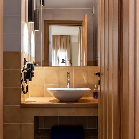 Flaneur Hotel *